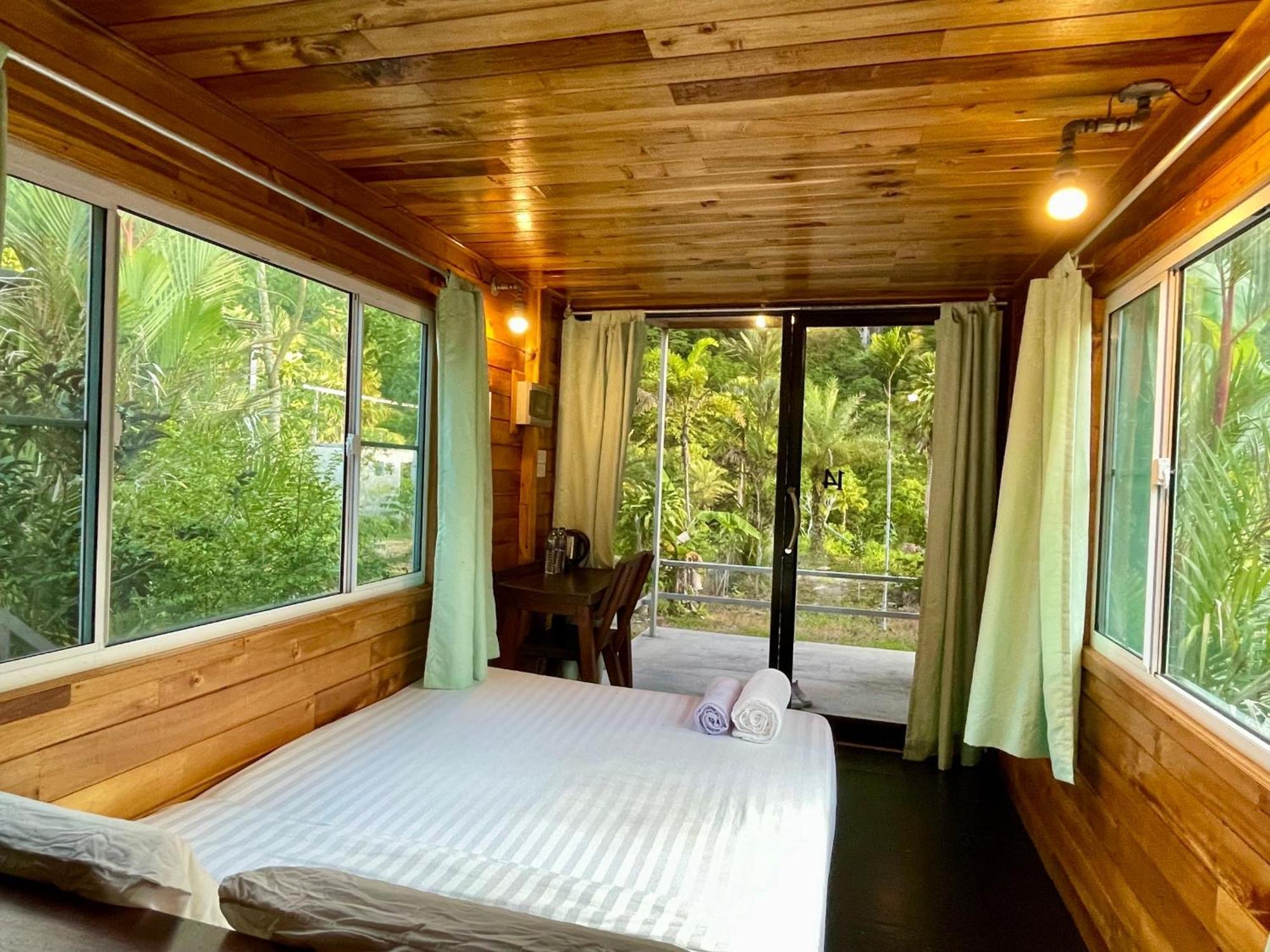 The Camper Khao Sok 营地