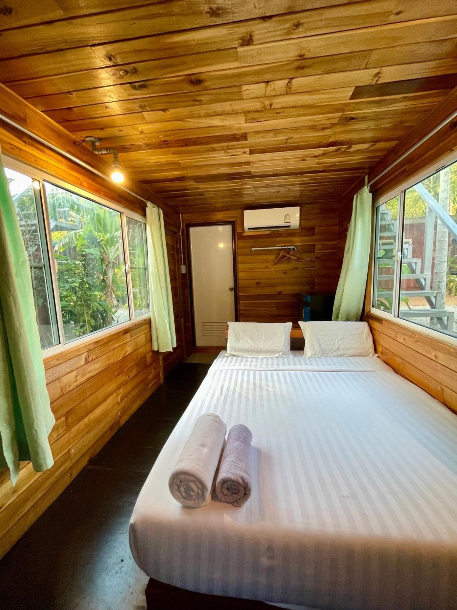 营地 The Camper Khao Sok Ban Bang Bon