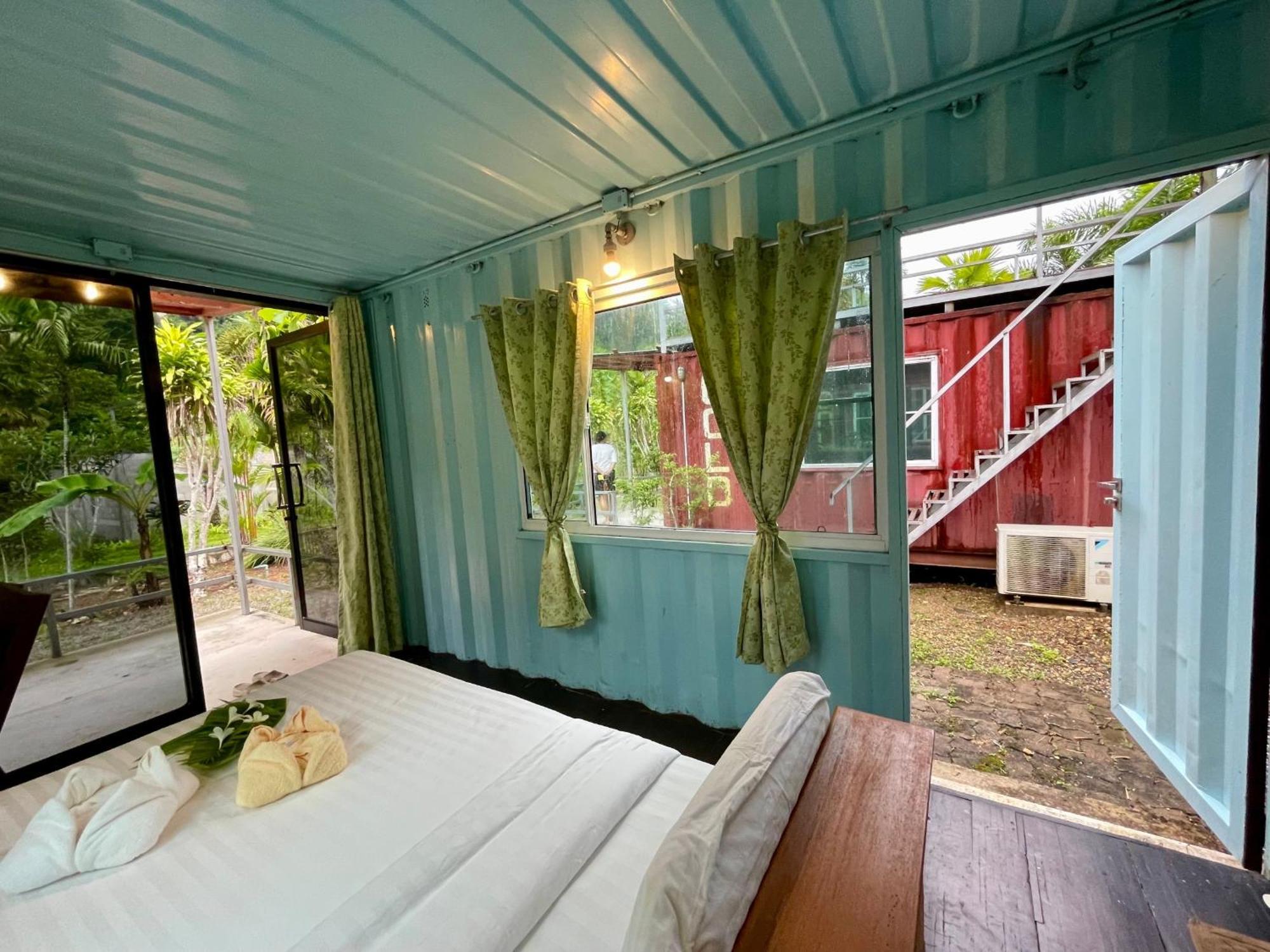 The Camper Khao Sok 营地