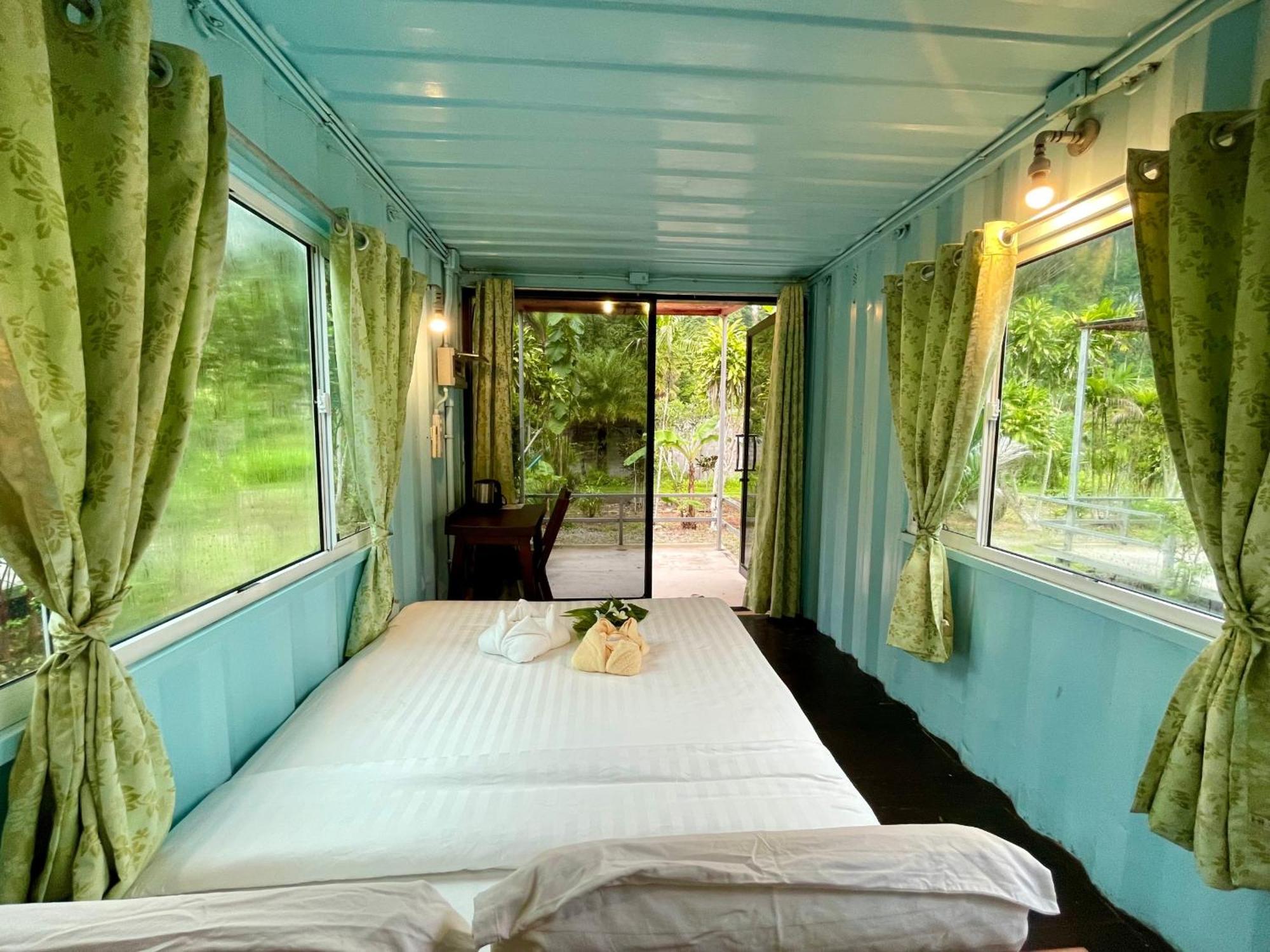 The Camper Khao Sok *