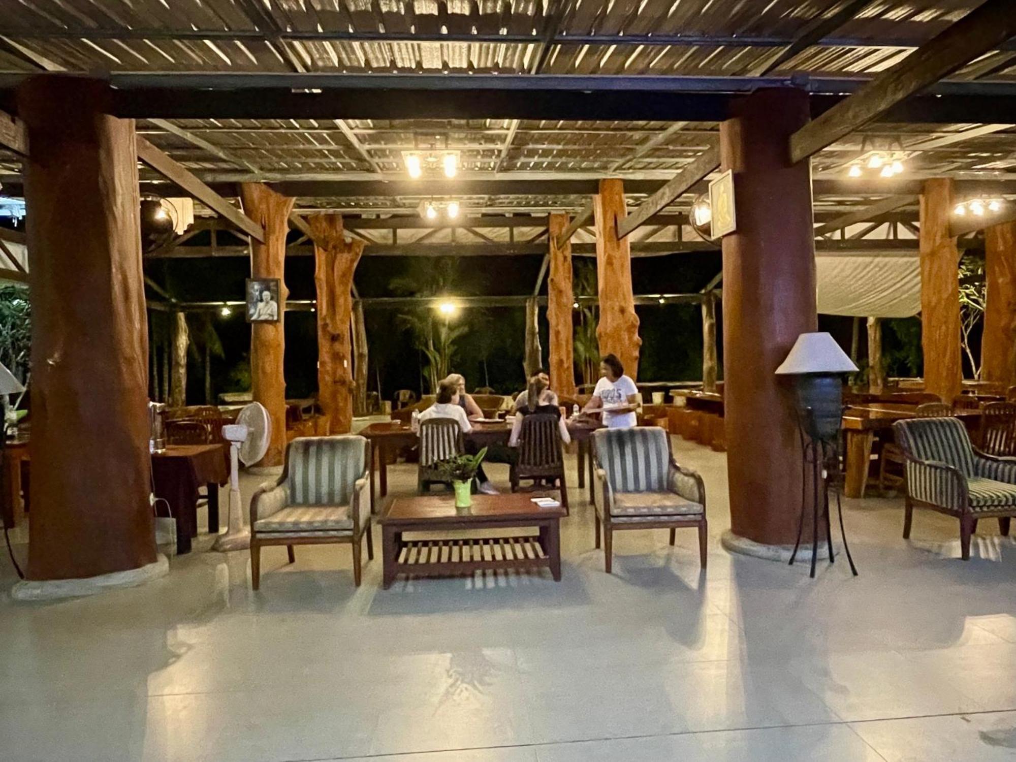 营地 The Camper Khao Sok