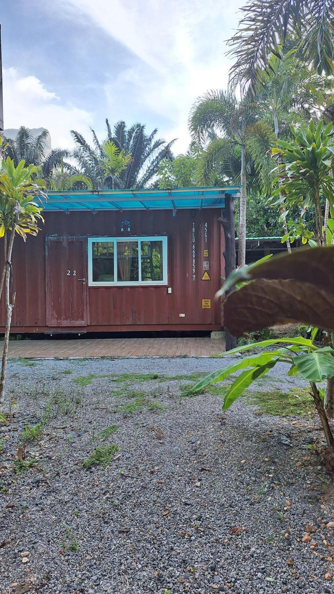 The Camper Khao Sok Ban Bang Bon